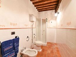 Comfortable Apartment With Stunning Views, Near hot Springs