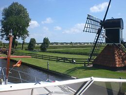 Secluded Chalet in Suwald With Hottub