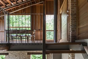 Modern Farmhouse in Pagnano Italy Near Forest