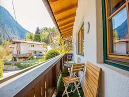 Comfortable Apartment in Mayrhofen With Garden