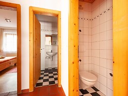 Comfortable Apartment in Mayrhofen With Garden