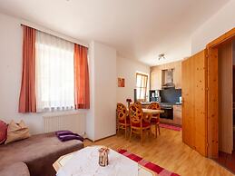 Comfortable Apartment in Mayrhofen With Garden