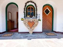 Comfortable Apartment in Mayrhofen With Garden