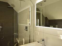 Luxurious Villa in Schoorl With Garden