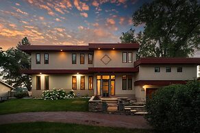 Minnesota Lakehouse Retreat