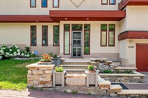 Minnesota Lakehouse Retreat