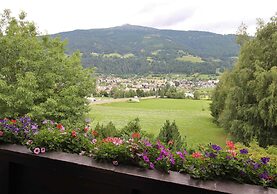 Spacious Apartment in Katschberg