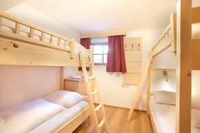 Apartment in Wald im Pinzgau With Swimming Pool and Views