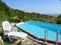 Tranquil Apartment in Cupramontana With Garden