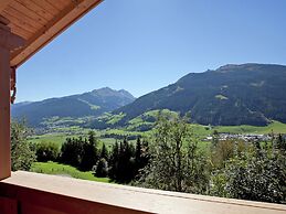 Stunning Apartment Near Forest in Mittersill