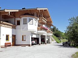 Stunning Apartment Near Forest in Mittersill