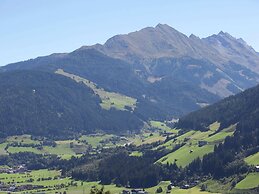 Stunning Apartment Near Forest in Mittersill