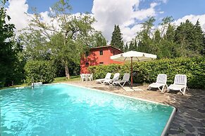 Apartment With Large Garden and Pool on the Hills of Pisa