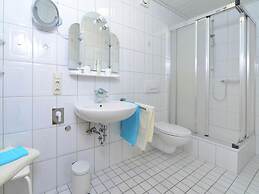 Quaint Apartment in Eimelrod Near Lake and Water Sports