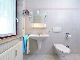 Quaint Apartment in Eimelrod Near Lake and Water Sports