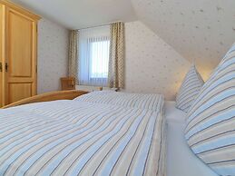 Quaint Apartment in Eimelrod Near Lake and Water Sports