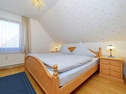 Quaint Apartment in Eimelrod Near Lake and Water Sports