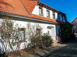 Quaint Apartment in Eimelrod Near Lake and Water Sports