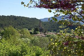 Apartment in Montbrun-les-bains Near Forest