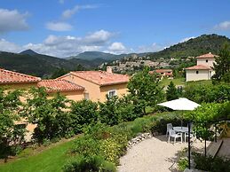 Apartment in Montbrun-les-bains Near Forest