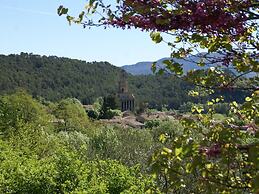 Apartment in Montbrun-les-bains Near Forest
