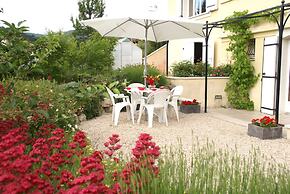 Apartment in Montbrun-les-bains Near Forest