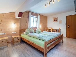 Cozy Feel Good Holiday Apartment in Leogang