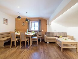 Cozy Feel Good Holiday Apartment in Leogang