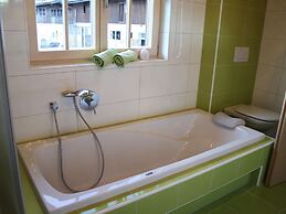 Cozy Feel Good Holiday Apartment in Leogang