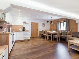 Cozy Feel Good Holiday Apartment in Leogang