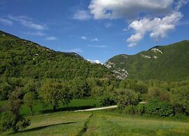 Timeless Villa in Cagli With Garden and Swimming Pool