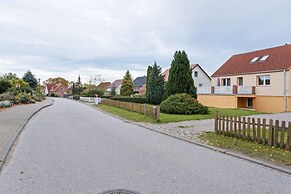 Restful Holiday Home in Kalkhorst Near Beach, City Centre