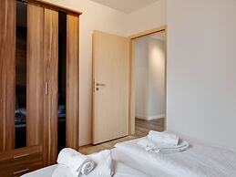 Restful Holiday Home in Kalkhorst Near Beach, City Centre
