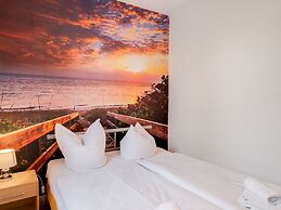 Restful Holiday Home in Kalkhorst Near Beach, City Centre