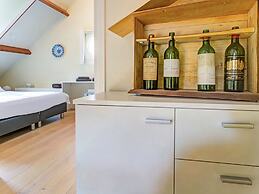 Picturesque Holiday Home in Oldenzaal With Jacuzzi