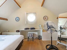 Picturesque Holiday Home in Oldenzaal With Jacuzzi