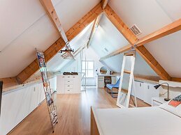 Picturesque Holiday Home in Oldenzaal With Jacuzzi