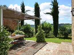 Spacious Villa in Sermugnano With Private Swimming Pool