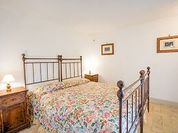 Spacious Villa in Sermugnano With Private Swimming Pool