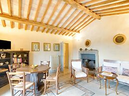 Spacious Villa in Sermugnano With Private Swimming Pool