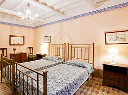 Spacious Villa in Sermugnano With Private Swimming Pool