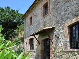 Spacious Villa in Sermugnano With Private Swimming Pool