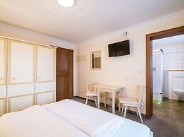 Apartment in Saalbach-hinterglemm Near Ski Area