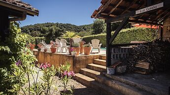 Appealing Apartment in Vezac With Swimming Pool