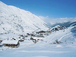 Comfortable Apartment in Langenfeld With ski Storage