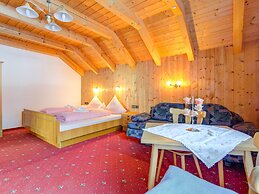 Comfortable Apartment in Langenfeld With ski Storage