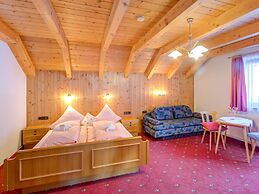 Comfortable Apartment in Langenfeld With ski Storage