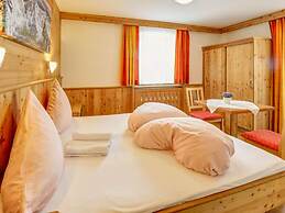 Comfortable Apartment in Langenfeld With ski Storage