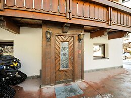 Comfortable Apartment in Langenfeld With ski Storage