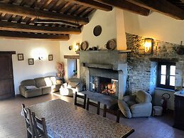 Farmhouse in Apecchio With Swimming Pool, Terrace, Garden